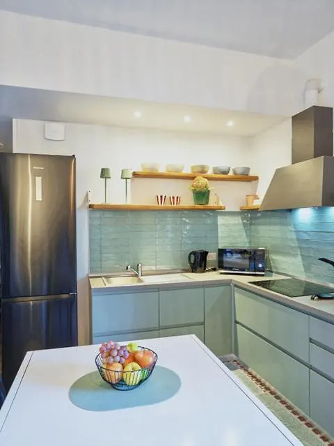 Villa Talina - Vista Lago E Parcheggio Privato Torno